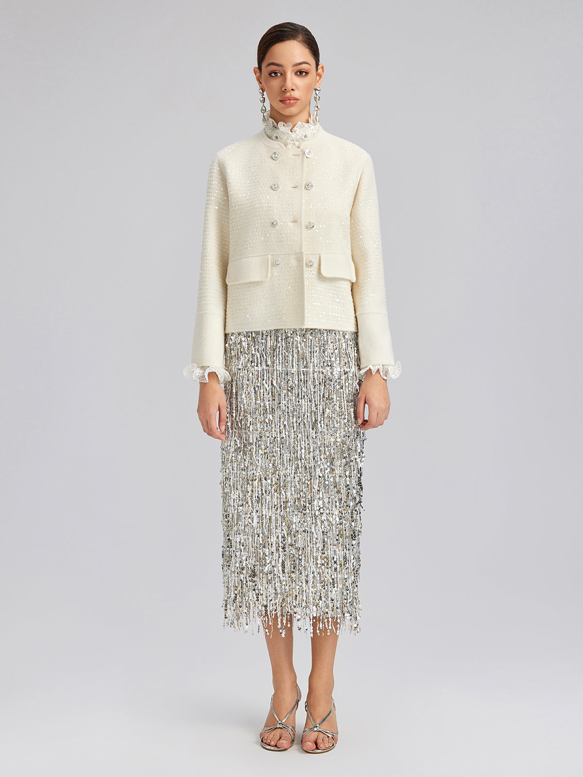 Yün Pullu Nakışlı Yuvarlak Yaka Ceket (%100 Yün)