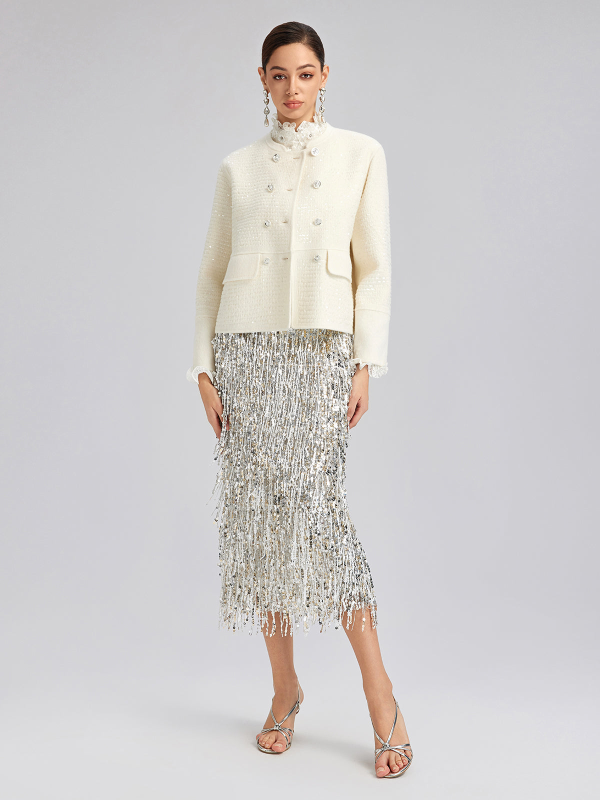 Yün Pullu Nakışlı Yuvarlak Yaka Ceket (%100 Yün)