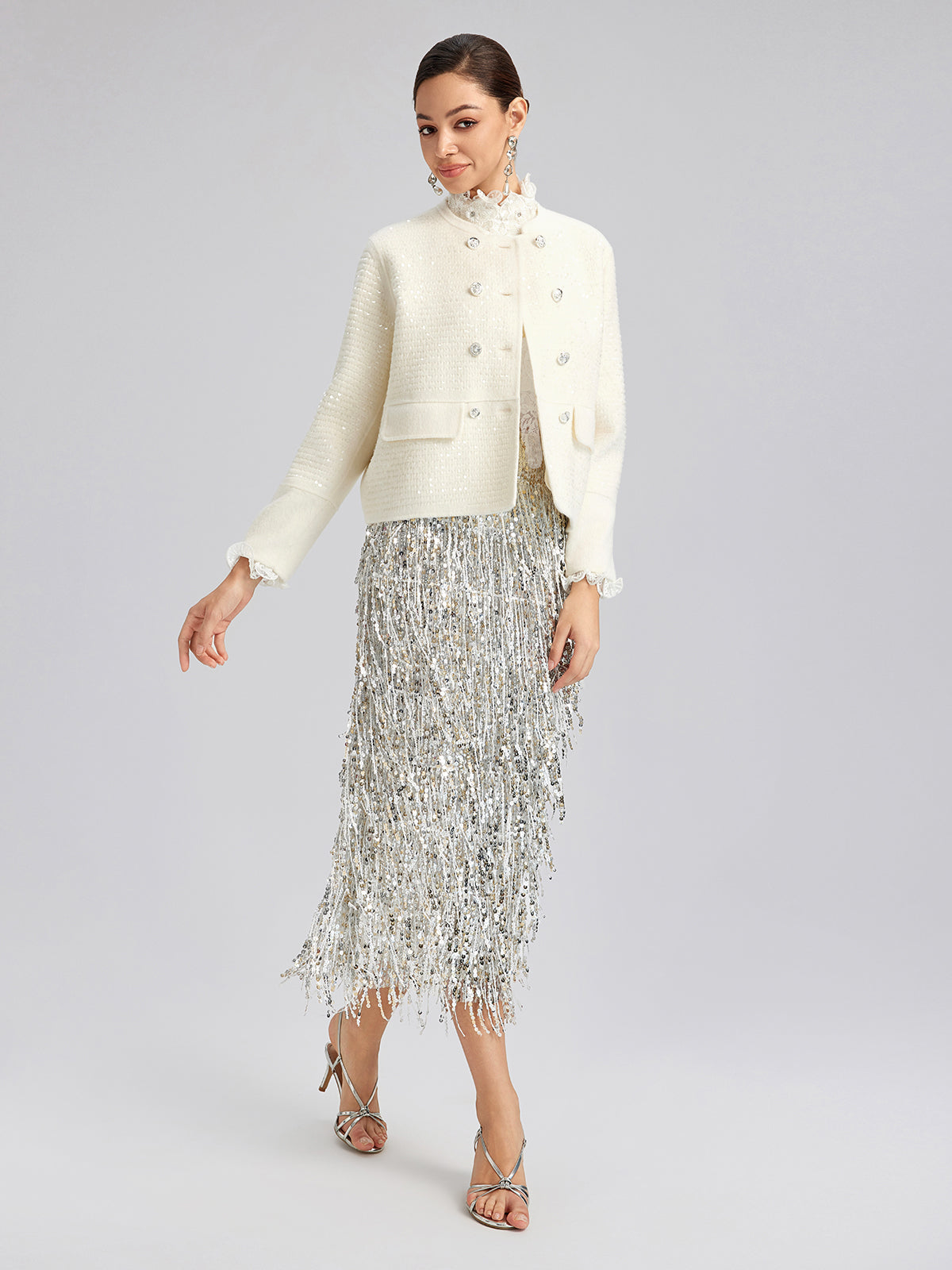 Yün Pullu Nakışlı Yuvarlak Yaka Ceket (%100 Yün)