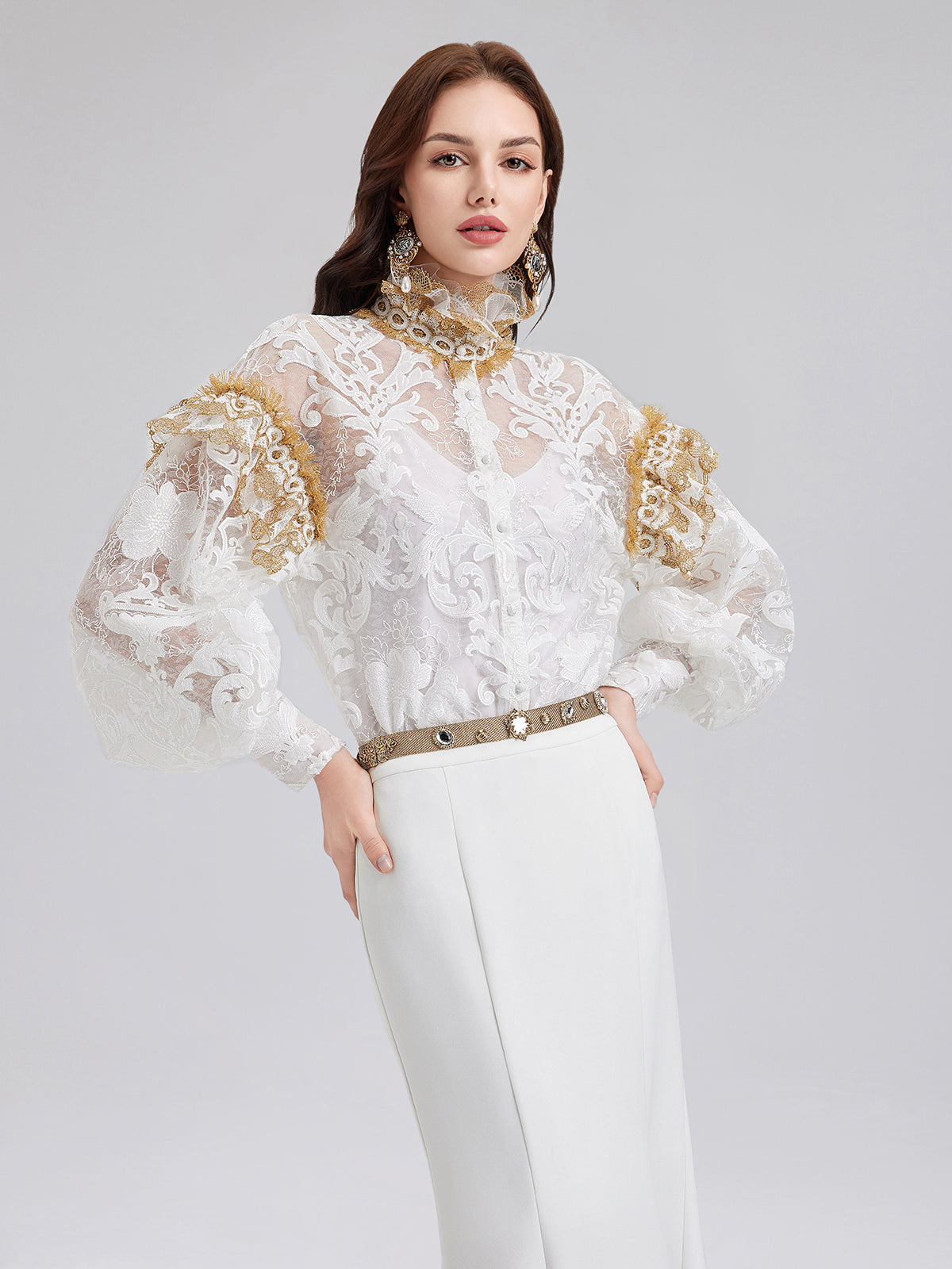 Barok Dantel Nakışlı Dik Yaka Bluz