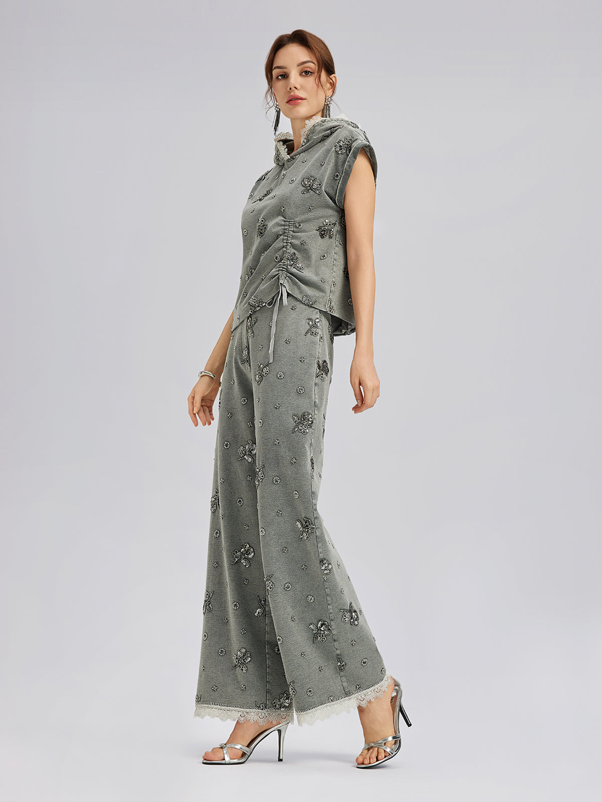 Parça Boyama Boncuklu Dantel Kenarlı Pantolon