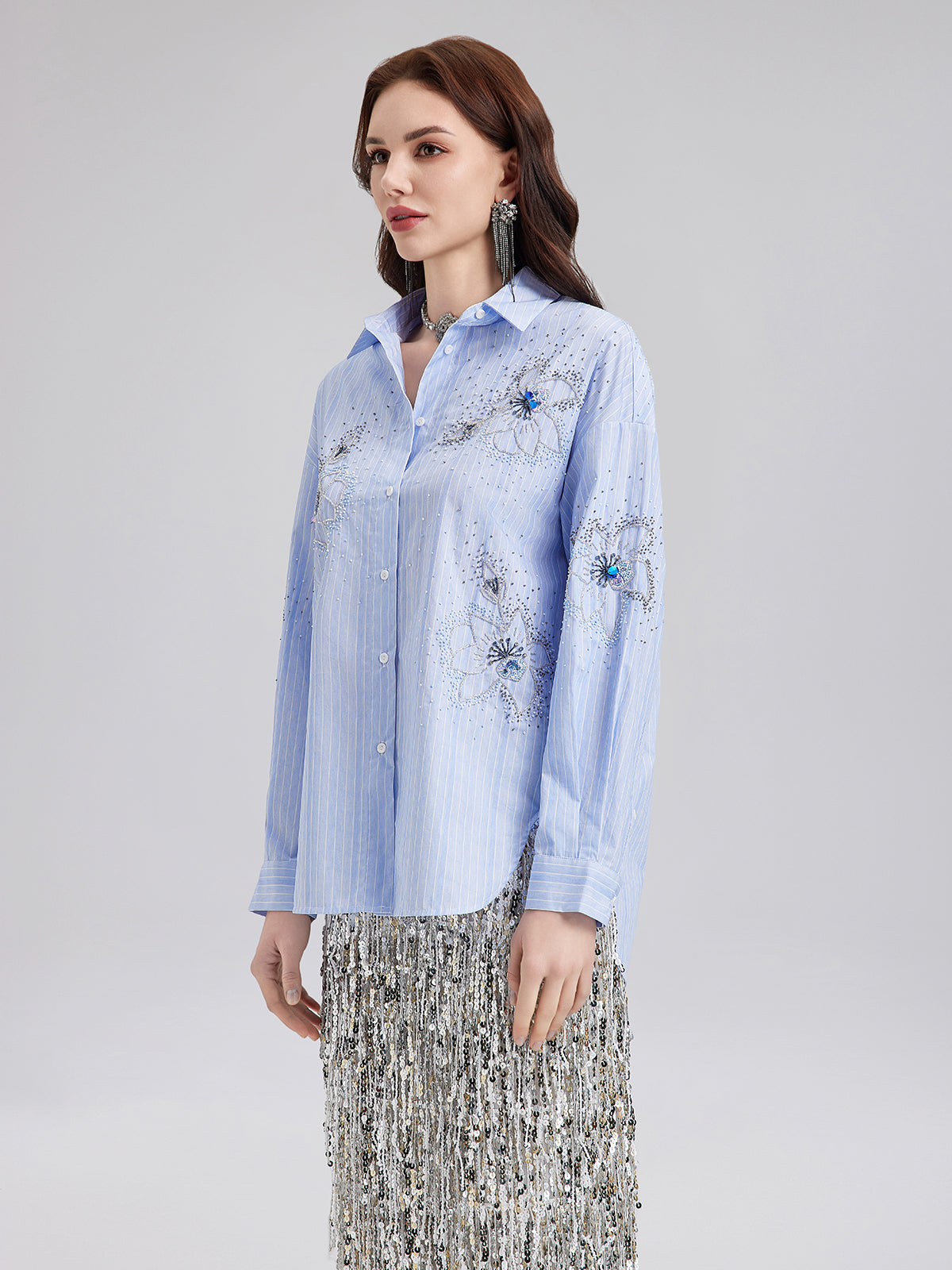 El İşlemeli Boncuklu Çiçekli Çizgili Gömlek