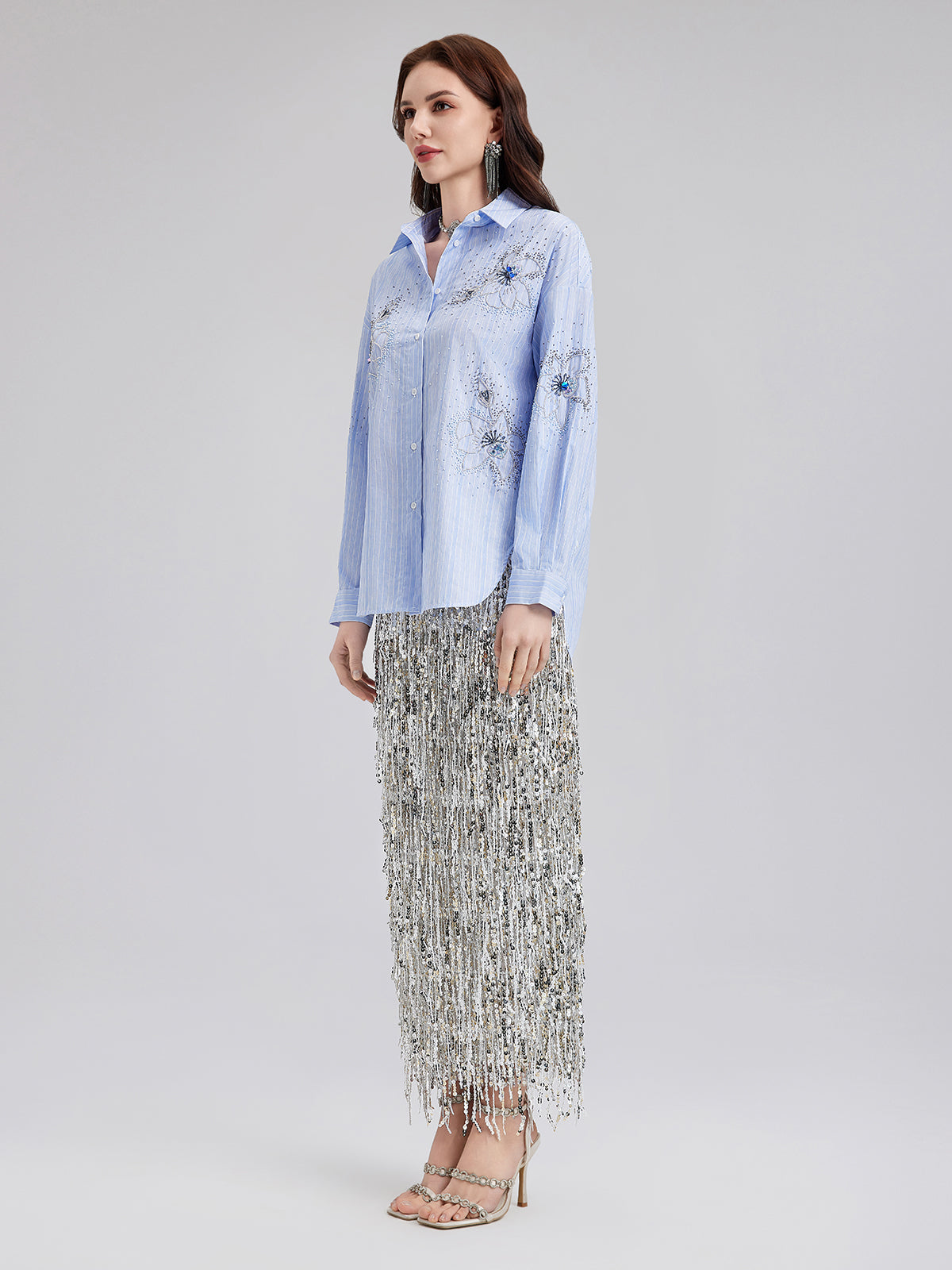 El İşlemeli Boncuklu Çiçekli Çizgili Gömlek