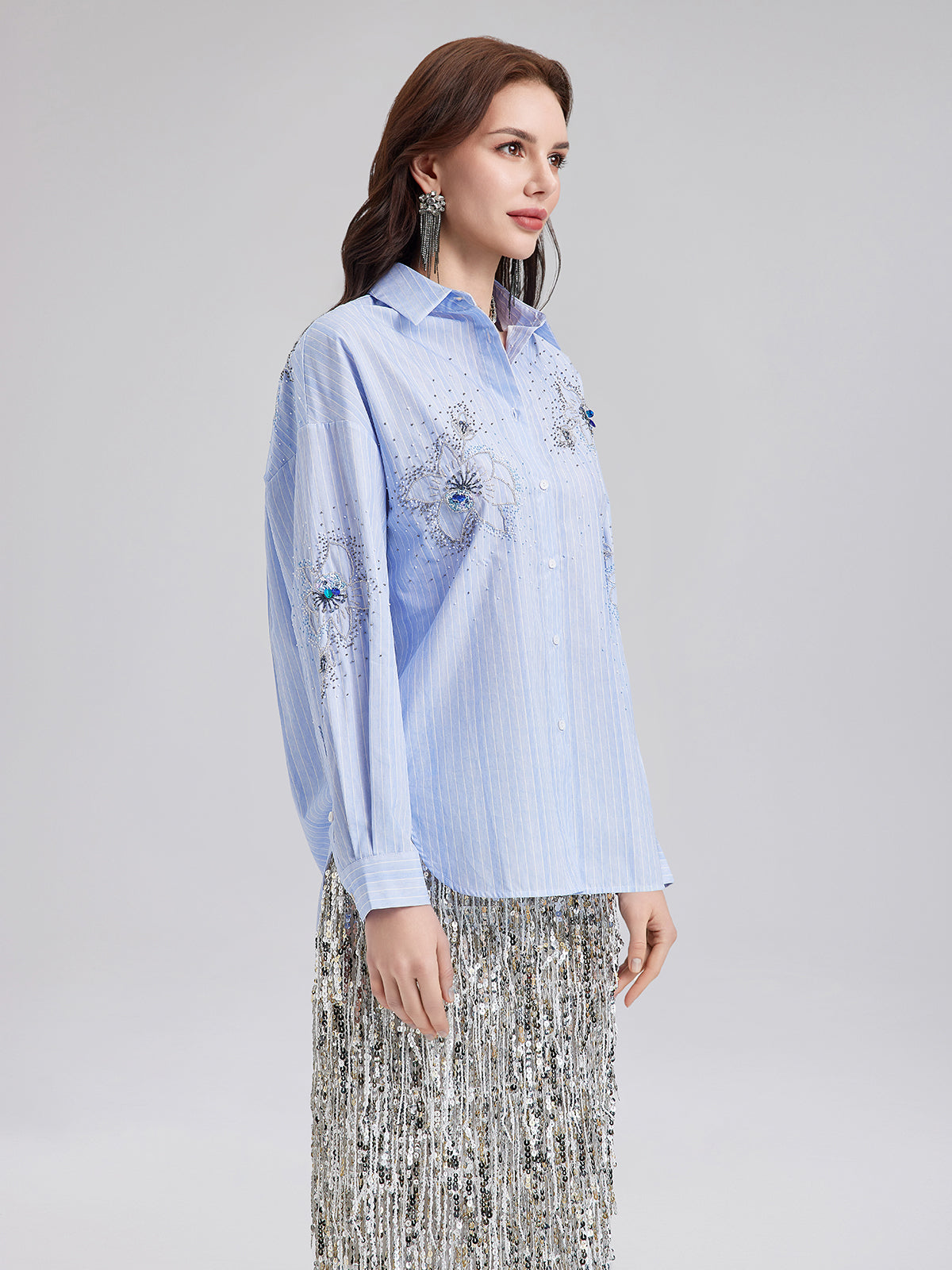 El İşlemeli Boncuklu Çiçekli Çizgili Gömlek