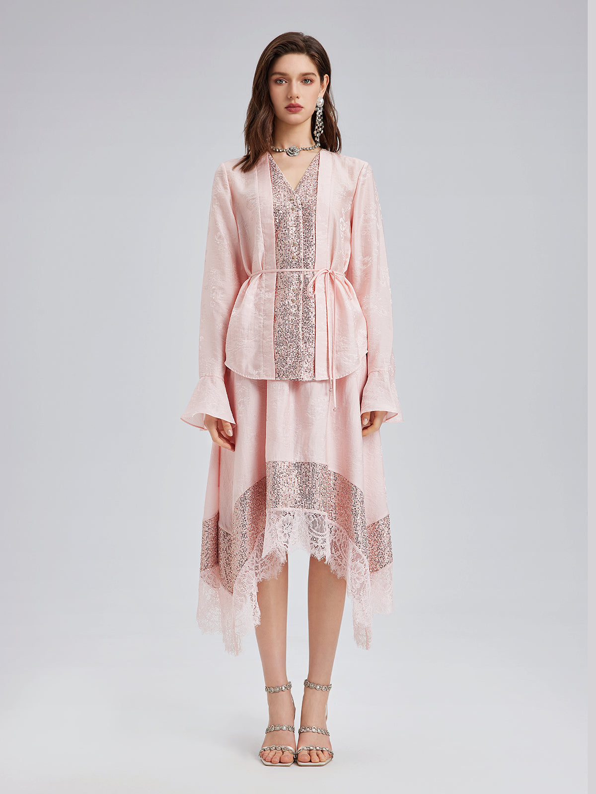 Gösterişli Pullu Dantel Parçalı Etek