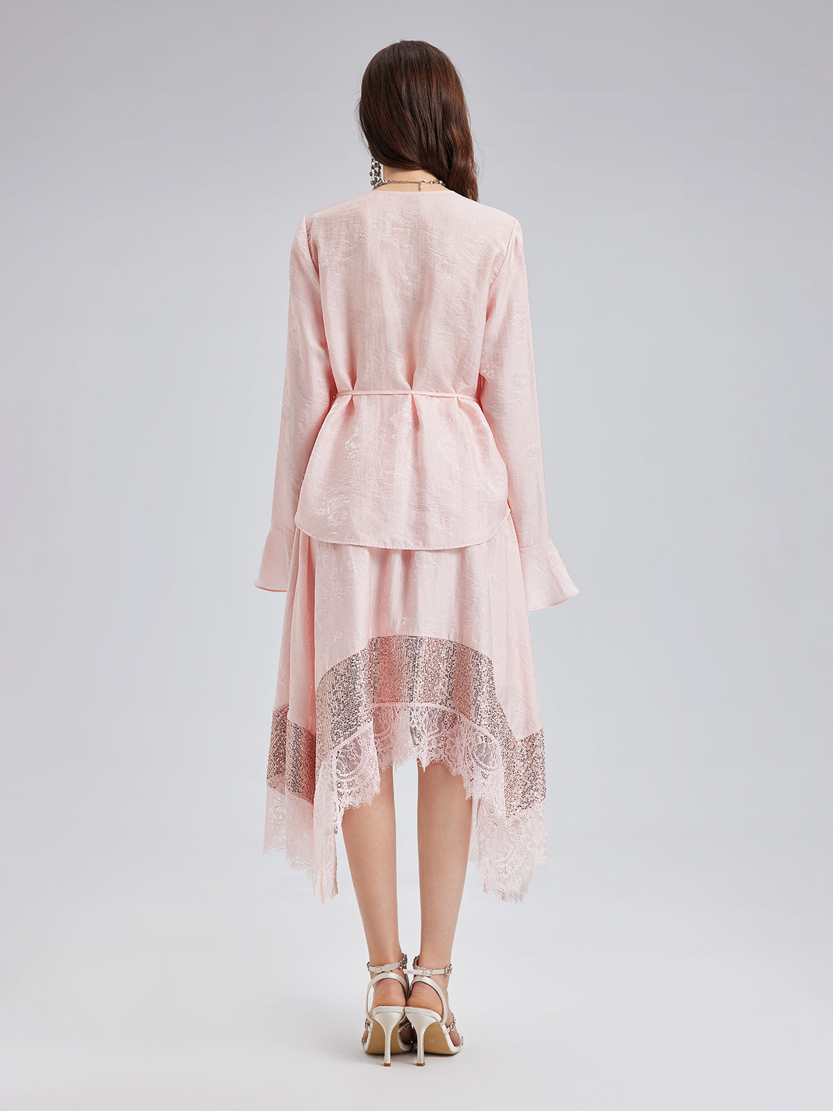 Gösterişli Pullu Dantel Parçalı Etek