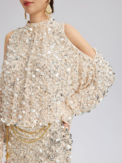 3 Boyutlu Pullu Omzu Açık Bluz