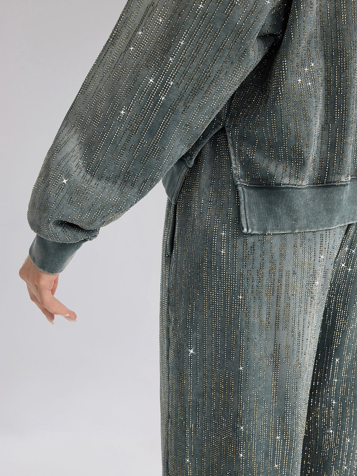 Kot Görünümlü Taşlı Kısa Kapüşonlu Üst