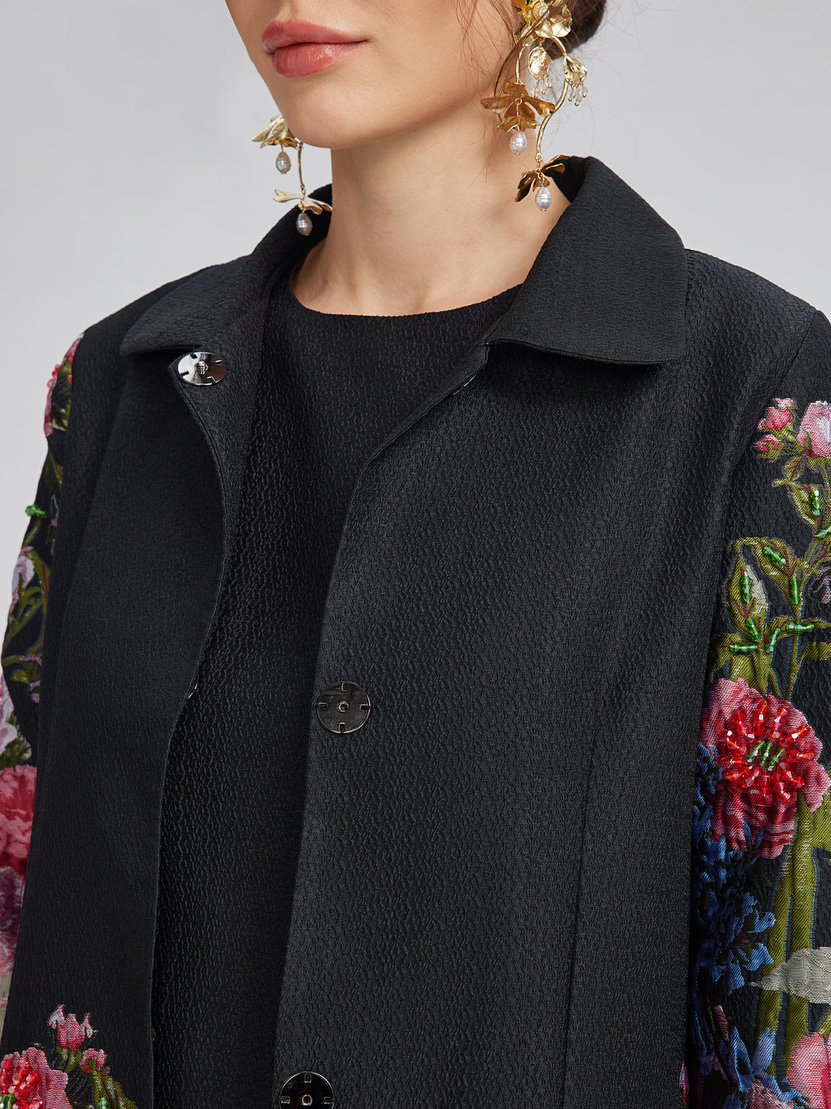 El İşlemeli 3 Boyutlu Çiçekli Ceket