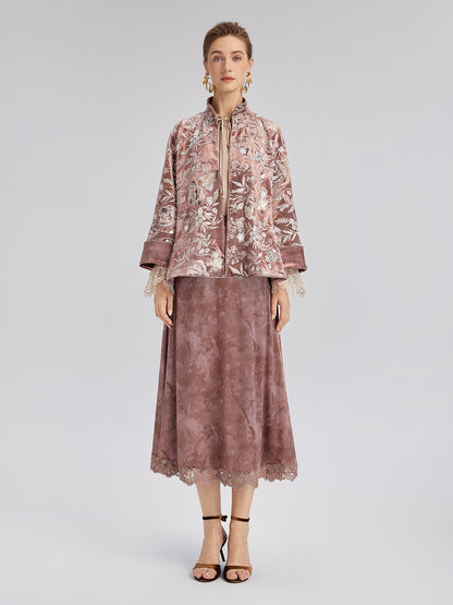 Kadife Pullu Çiçek Nakışlı Ceket