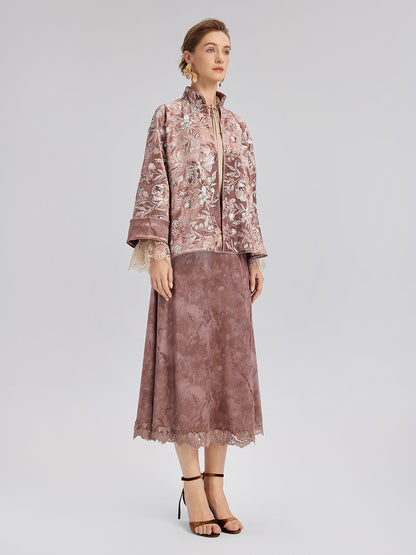 Kadife Pullu Çiçek Nakışlı Ceket