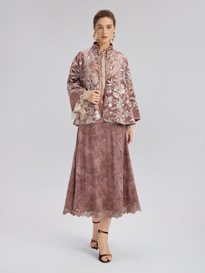 Kadife Pullu Çiçek Nakışlı Ceket