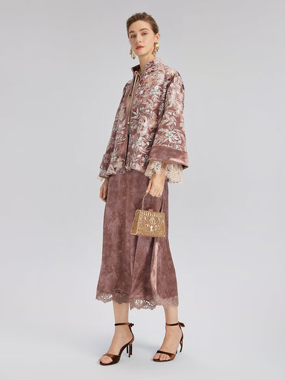 Kadife Pullu Çiçek Nakışlı Ceket