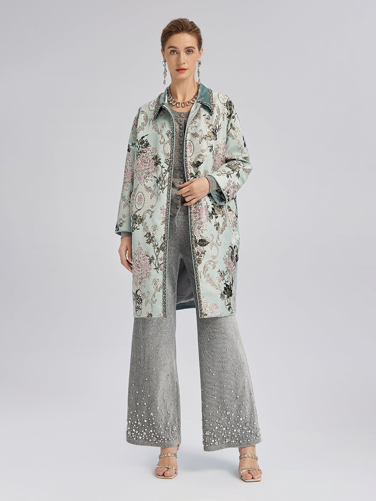 El İşlemeli Pullu Çiçek Desenli Ceket