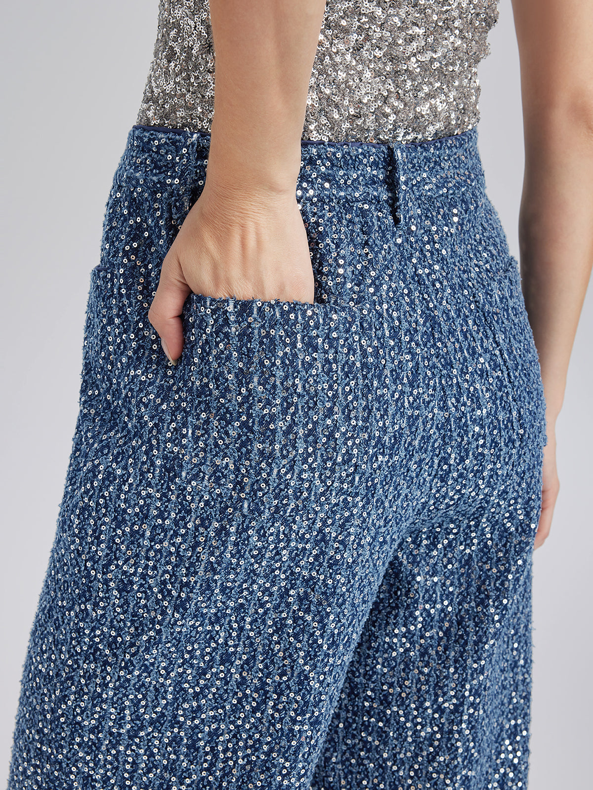 Pullu Kot Görünümlü Tüvit El İşlemeli Pantolon