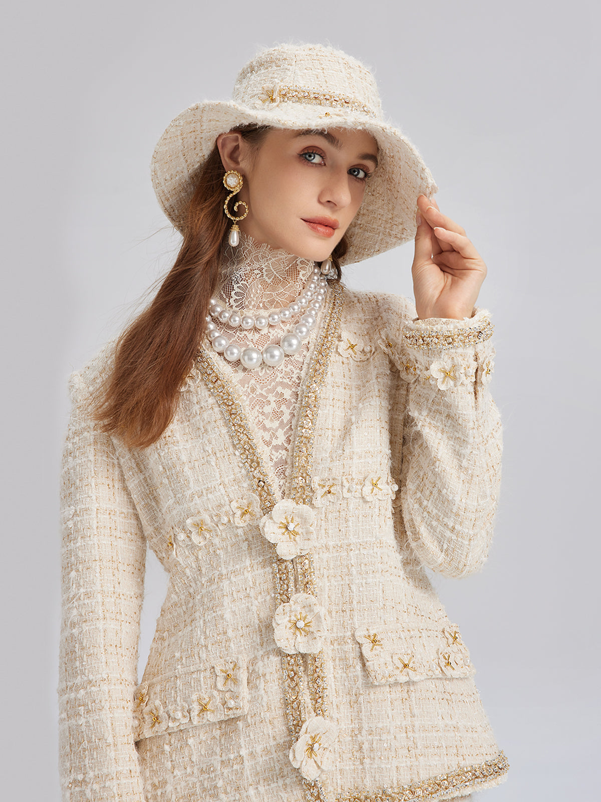 İki Renkli Kareli Tüvit El İşlemeli Çiçekli Ceket (Toka Dahil)