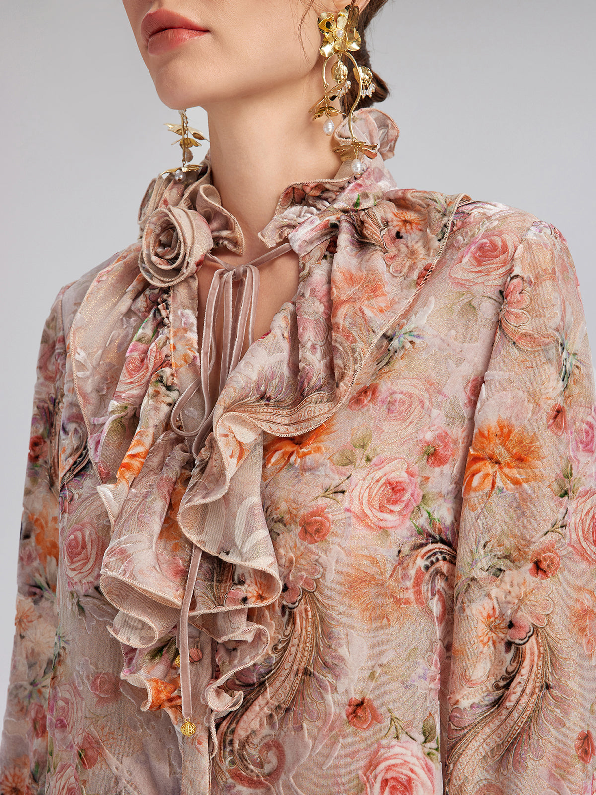 İpek Kadife Gül Kurusu Fırfırlı Bluz