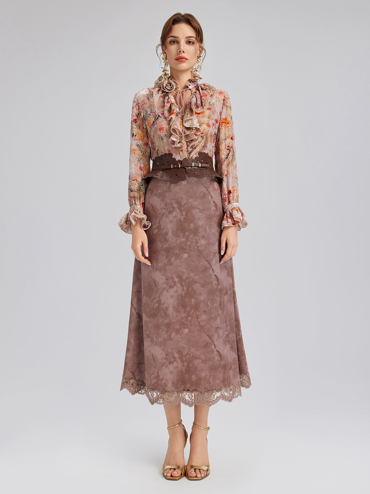 İpek Kadife Gül Kurusu Fırfırlı Bluz