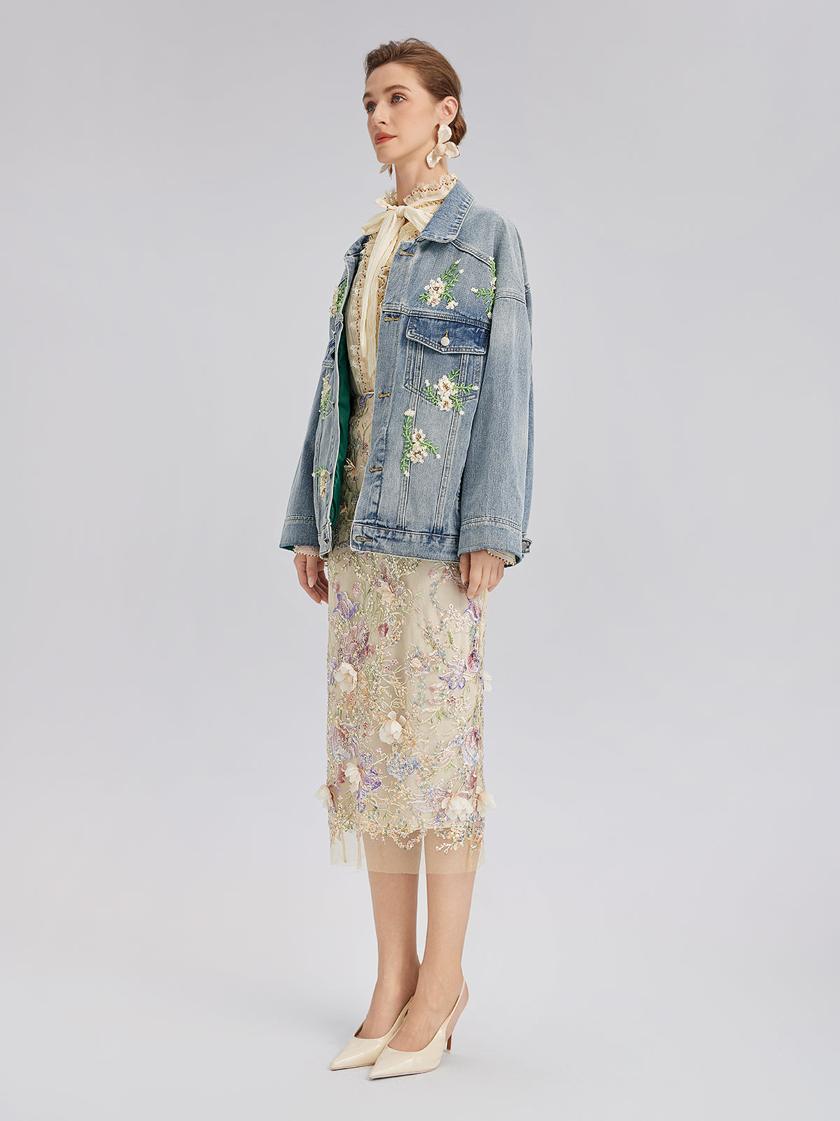 El İşlemeli Yıkamalı Kot Ceket