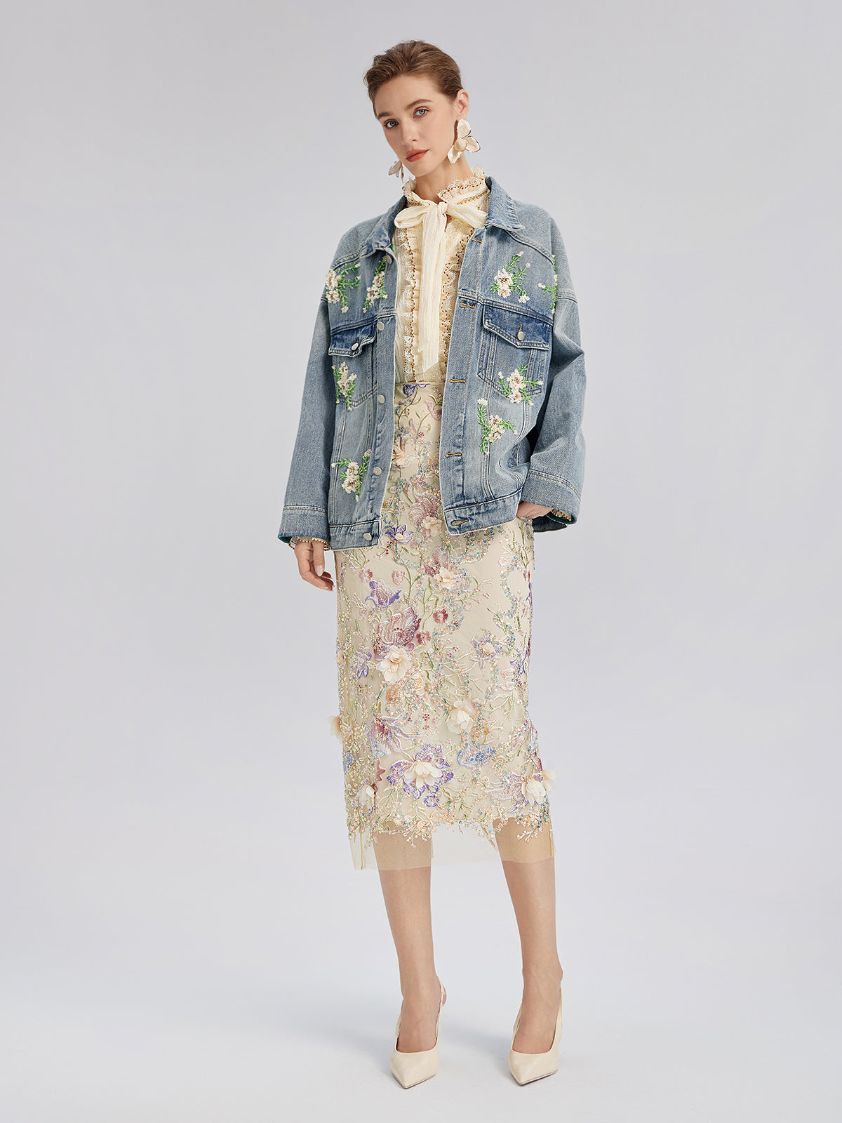 El Yapımı 3 Boyutlu Çiçekli Boncuk Nakışlı Etek