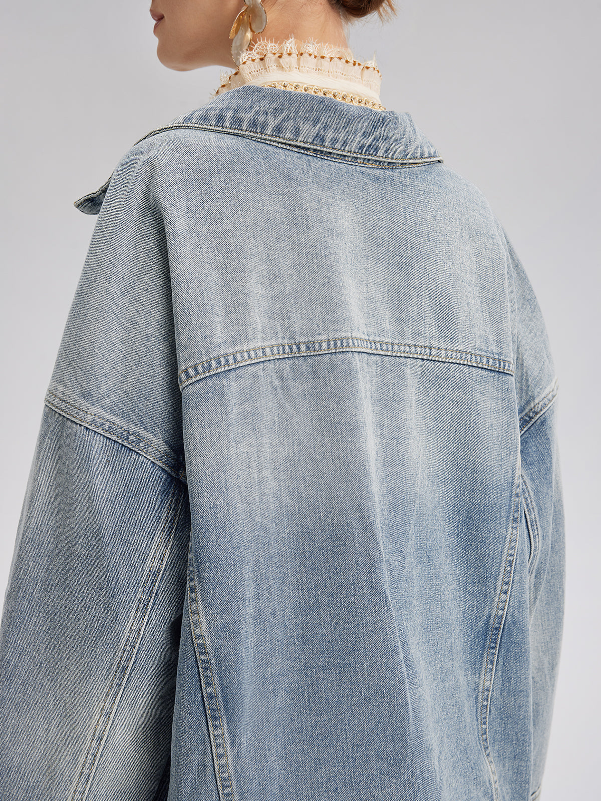 El İşlemeli Yıkamalı Kot Ceket