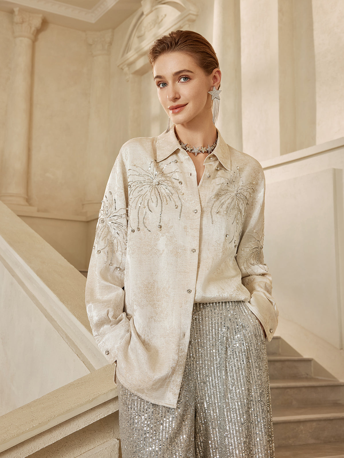 El İşlemeli Nakışlı Jakar Gömlek