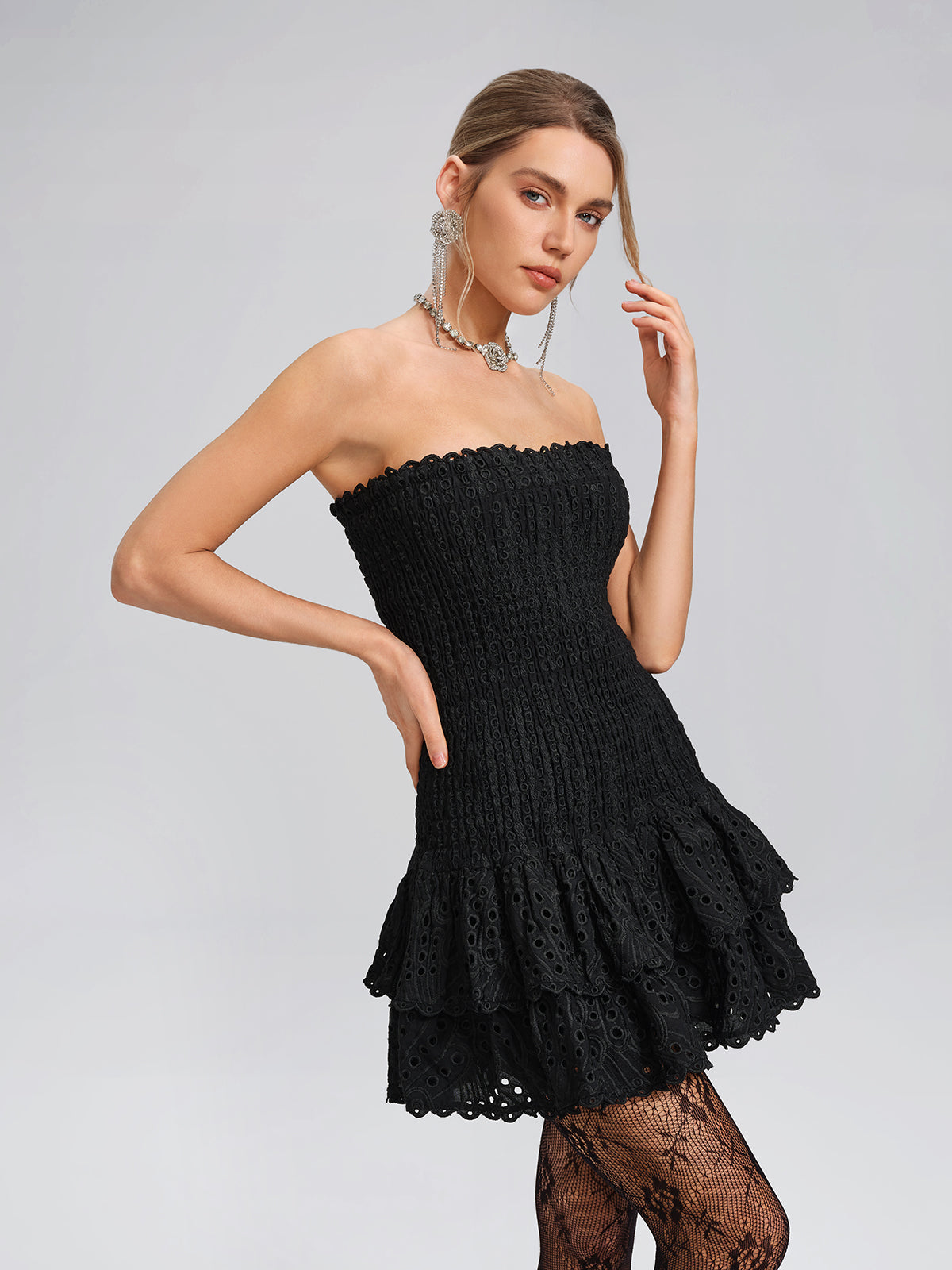 Pencereli Straplez Esnek Pamuklu Elbise