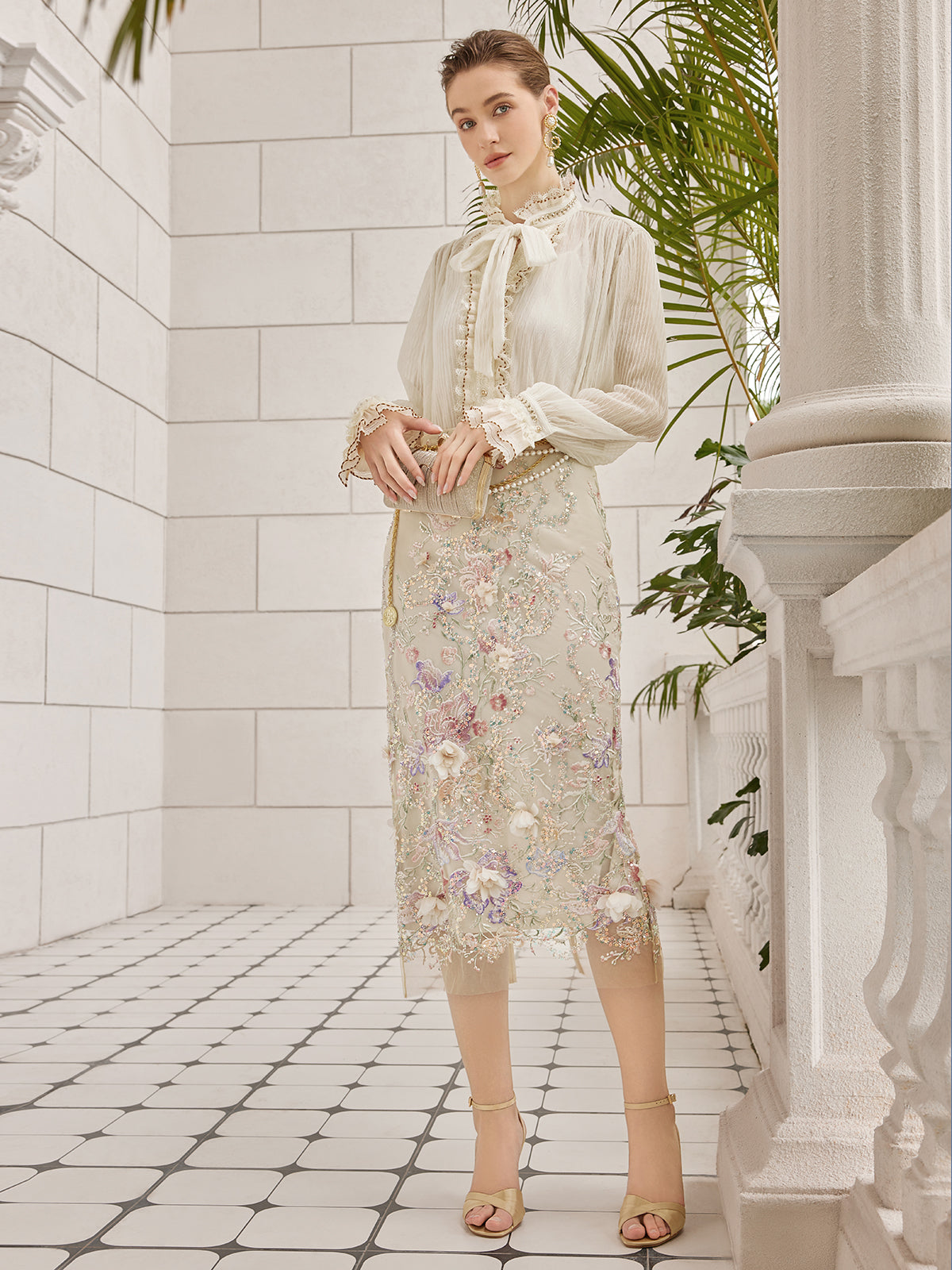 Pileli Dantel Fırfırlı Papyonlu Bluz