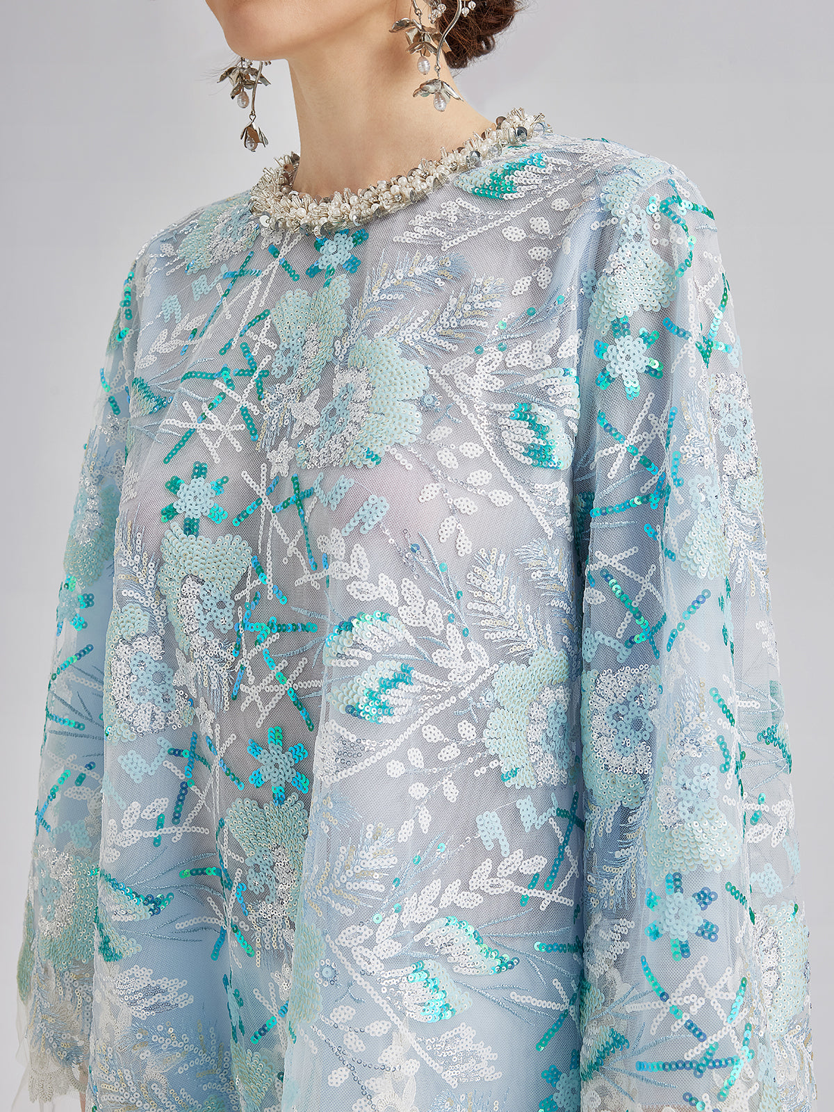 Fransız Özel Nakışlı Pullu Pelerin Bluz