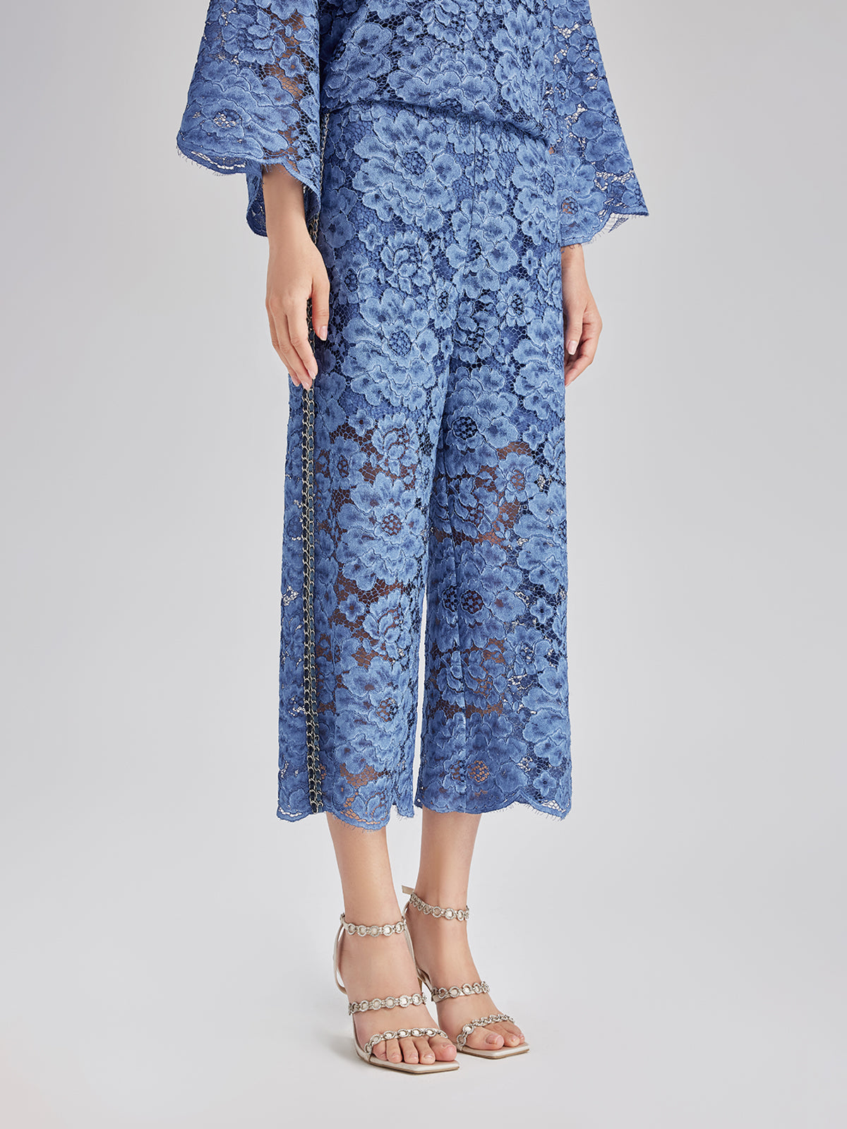 Retro Mavi Yıkamalı Dantelli Lastikli Pantolon