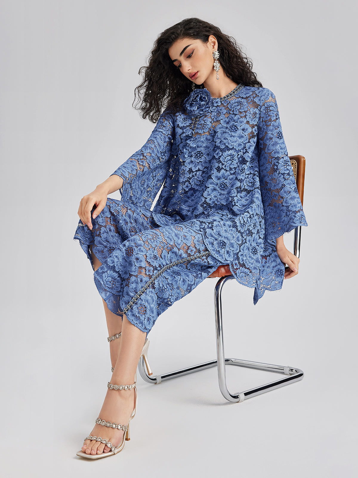 Retro Mavi Yıkamalı Dantelli Bluz