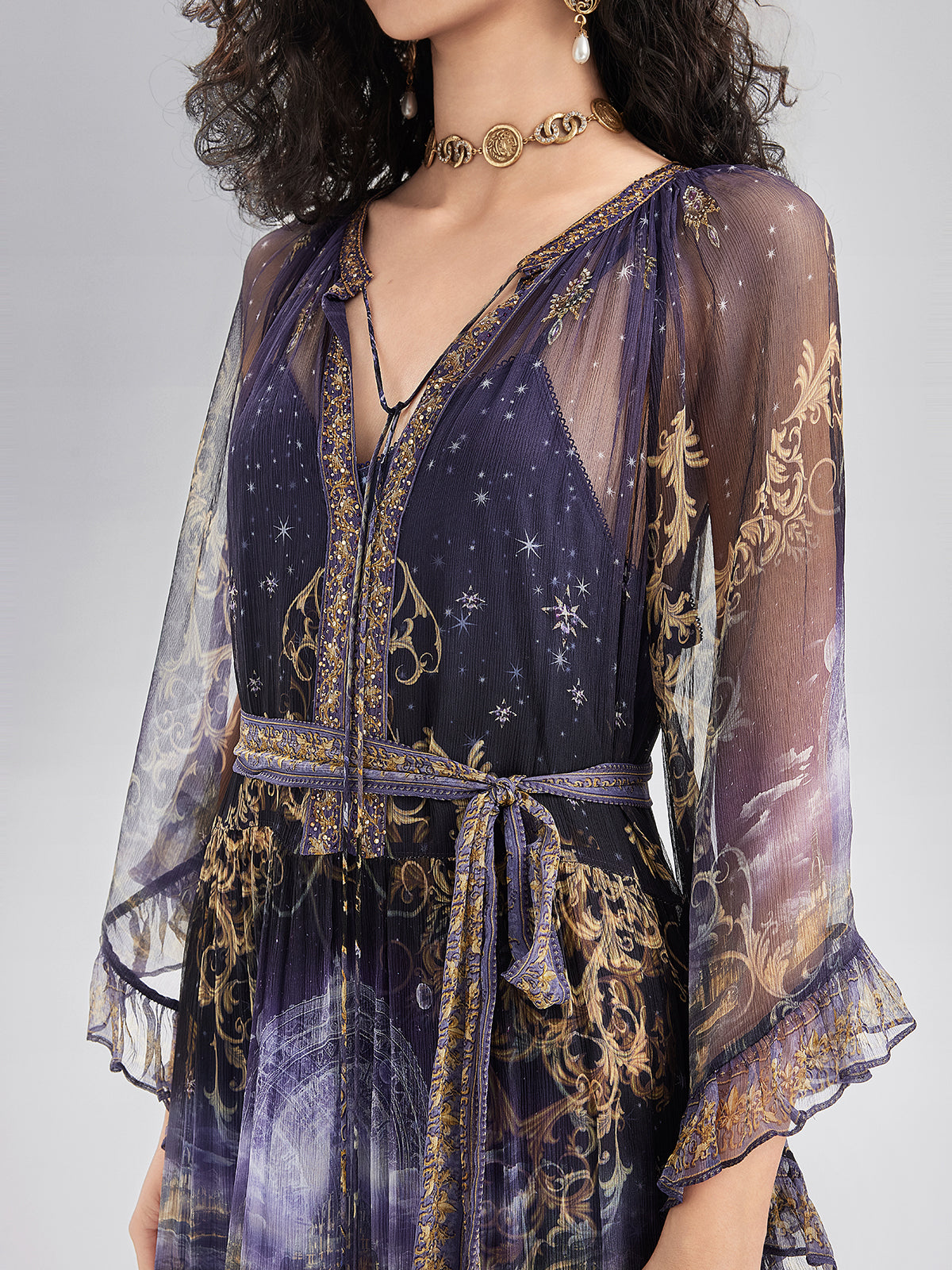 İpek Kristal Taşlı Barok Desenli Elbise