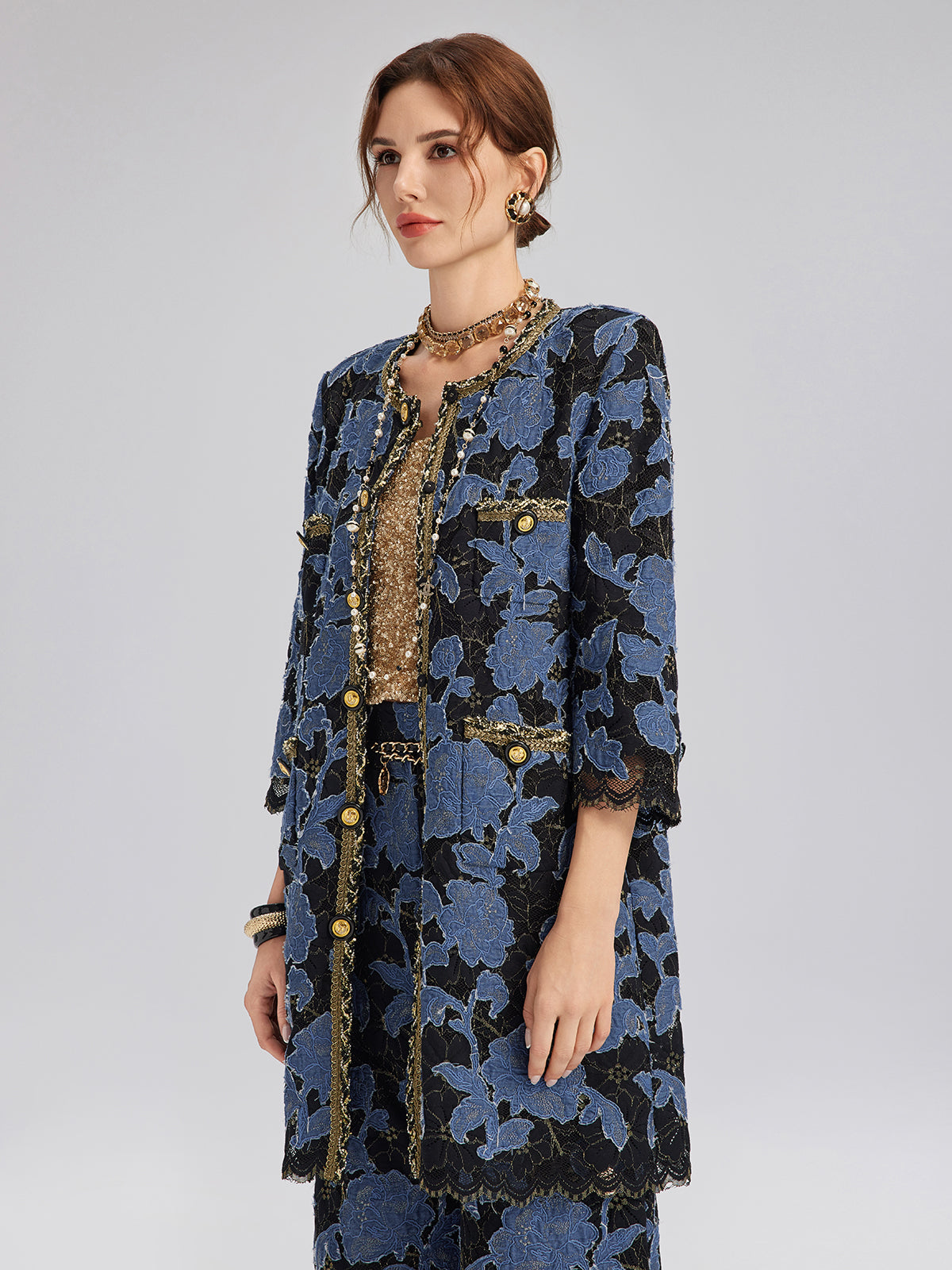 El İşlemesi Kurdeleli Jakar Dantel Ceket