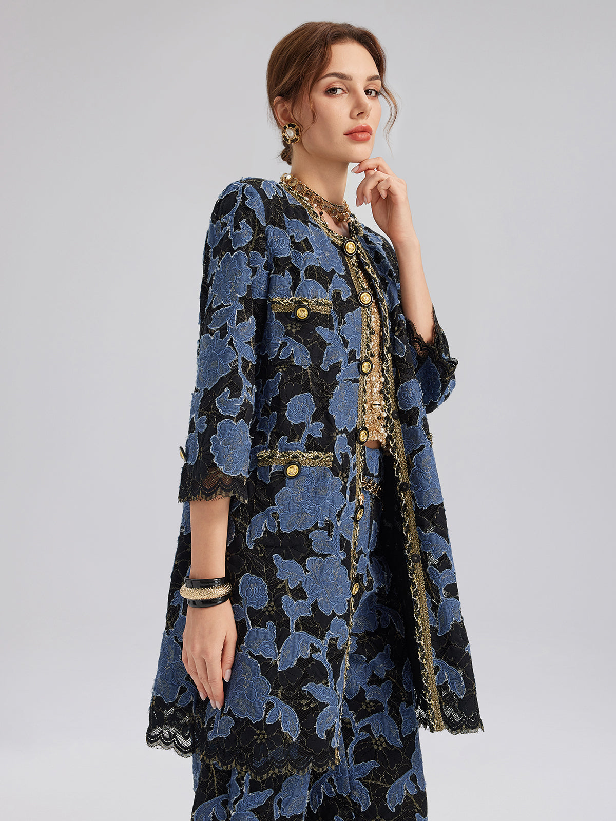 El İşlemesi Kurdeleli Jakar Dantel Ceket