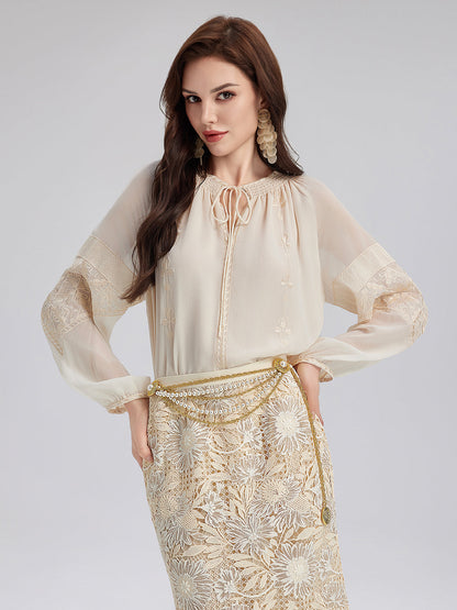 İpek Pileli Nakışlı Gömlek