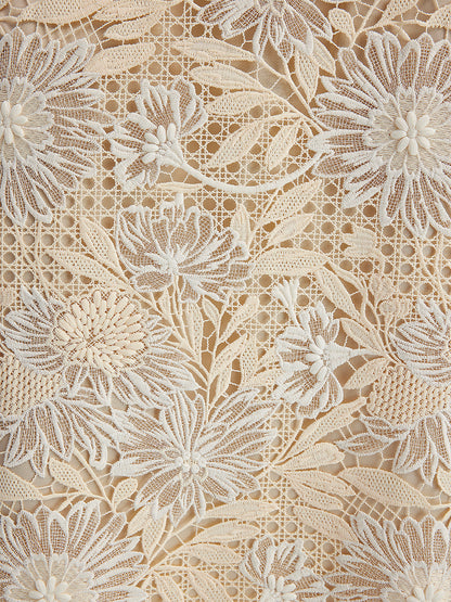 İpek Pileli Nakışlı Gömlek