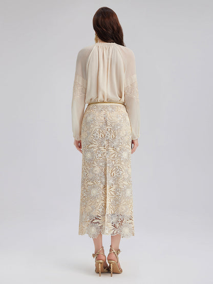 İpek Pileli Nakışlı Gömlek