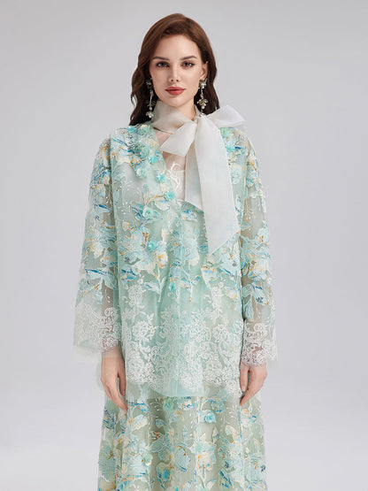 El Yapımı Dantel Nakışlı V Yaka Ceket