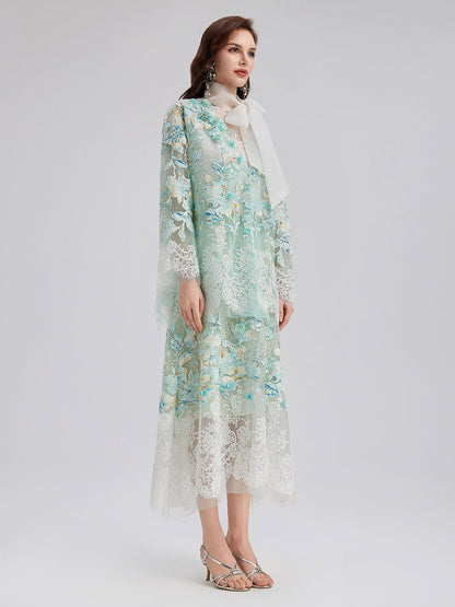 El Yapımı Dantel Nakışlı V Yaka Ceket