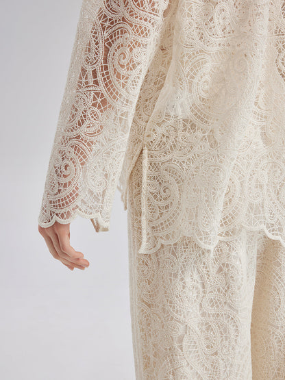 Dantelli Kapüşonlu Şık Ceket