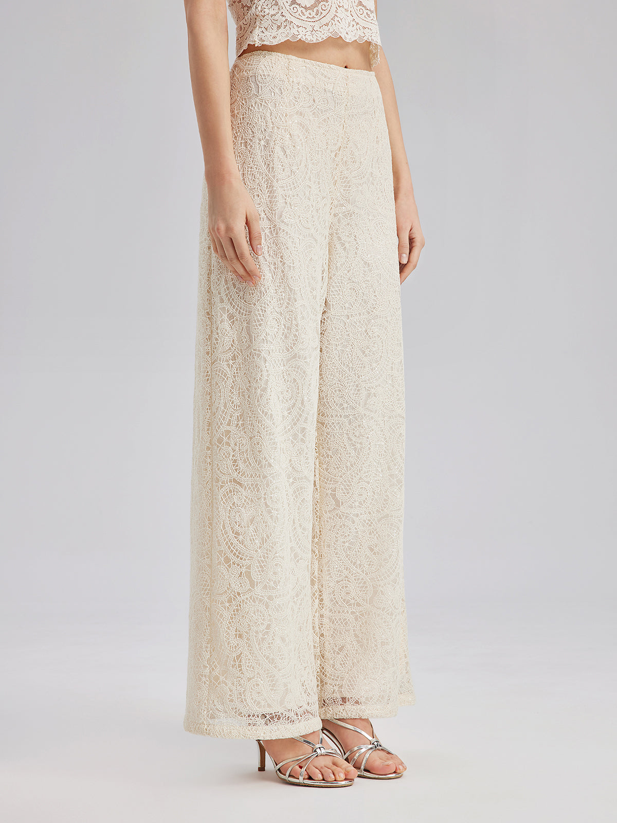 Fransız Dantel Çiçekli Bol Paça Pantolon