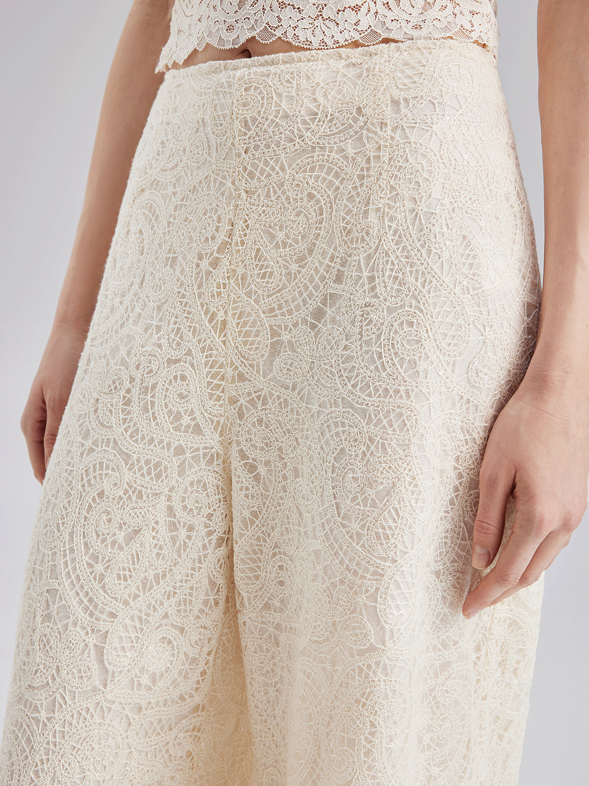 Fransız Dantel Çiçekli Bol Paça Pantolon