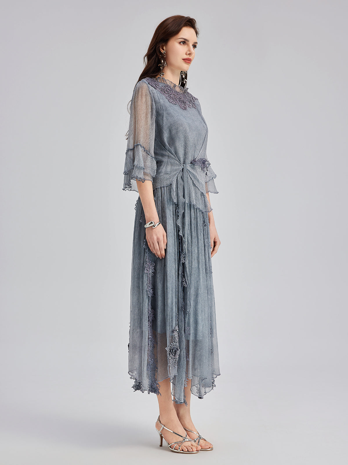 Şık Dantel Boyamalı İpek Bluz