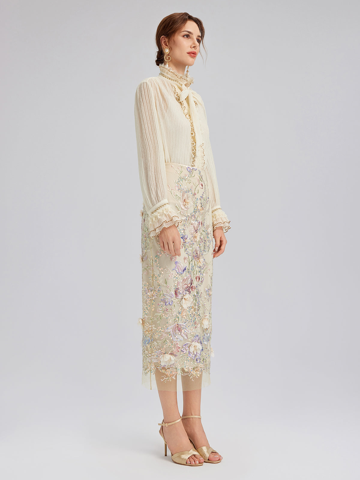 Pileli Dantel Fırfırlı Papyonlu Bluz