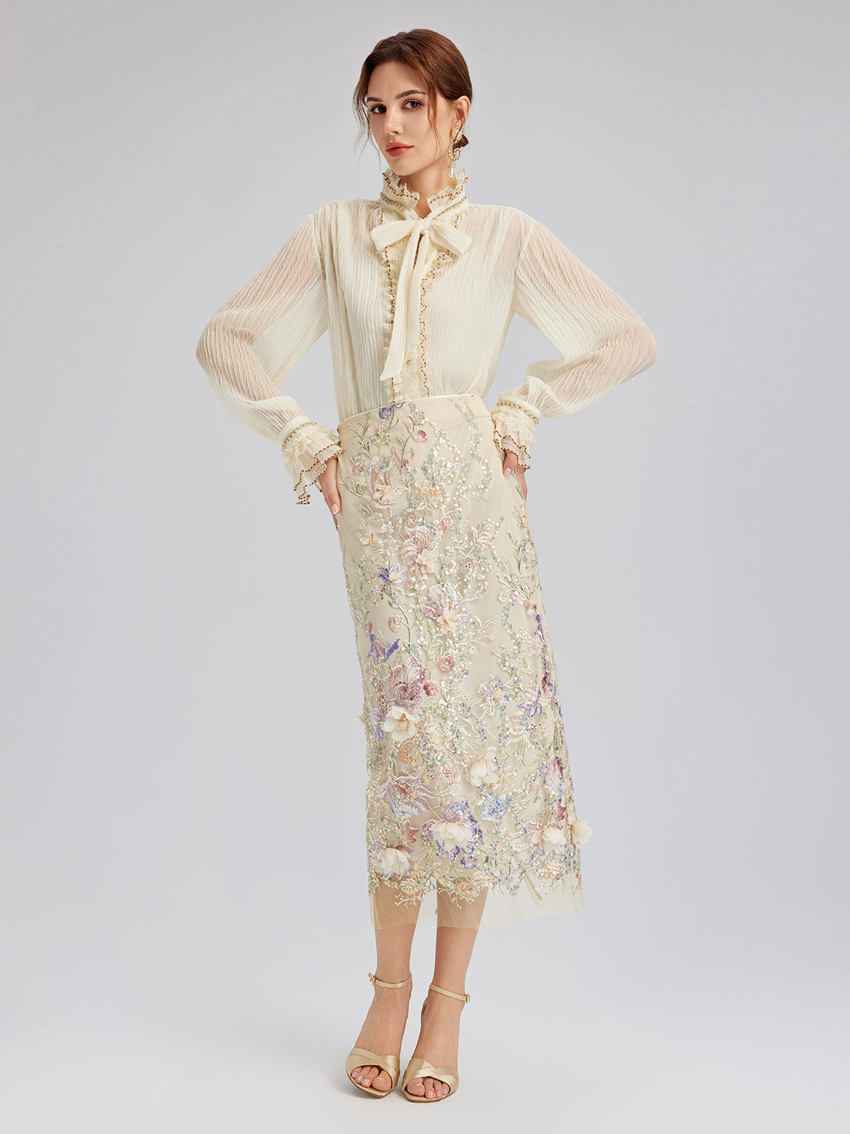 Pileli Dantel Fırfırlı Papyonlu Bluz