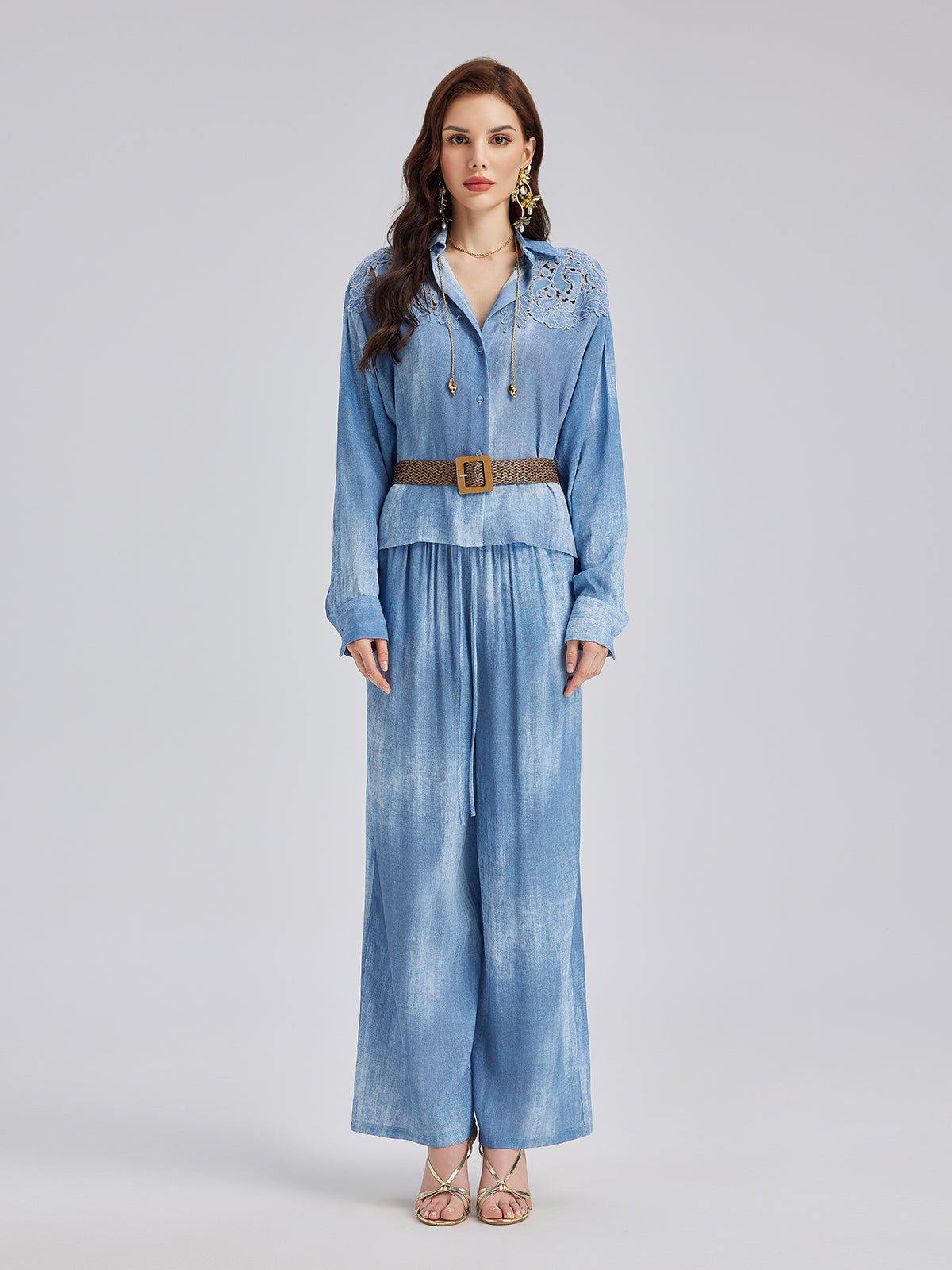 Aplike Nakışlı Kot Renk Geçişli Gömlek