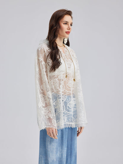 Özel Delik İşlemeli Kısa Kollu Kapüşonlu