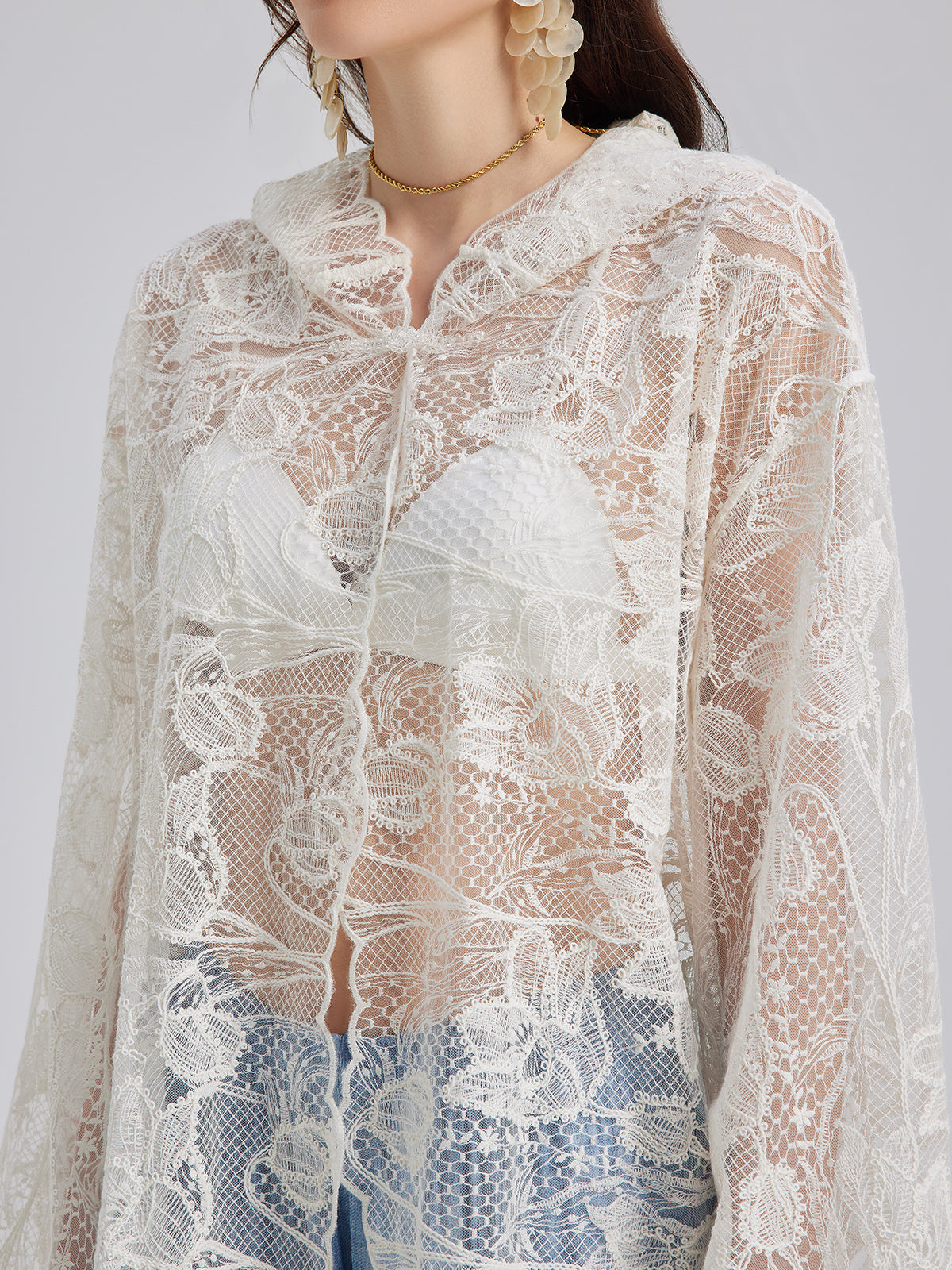 Özel Delik İşlemeli Kısa Kollu Kapüşonlu