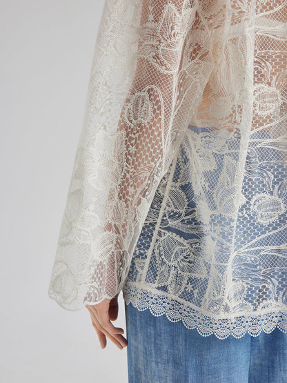 Özel Delik İşlemeli Kısa Kollu Kapüşonlu