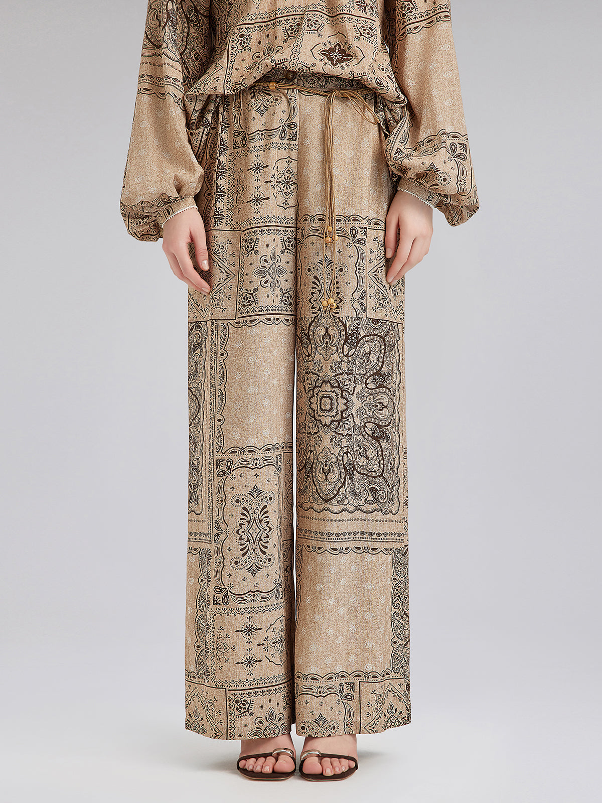 Şal Desenli Kemerli Tatil Pantolonu